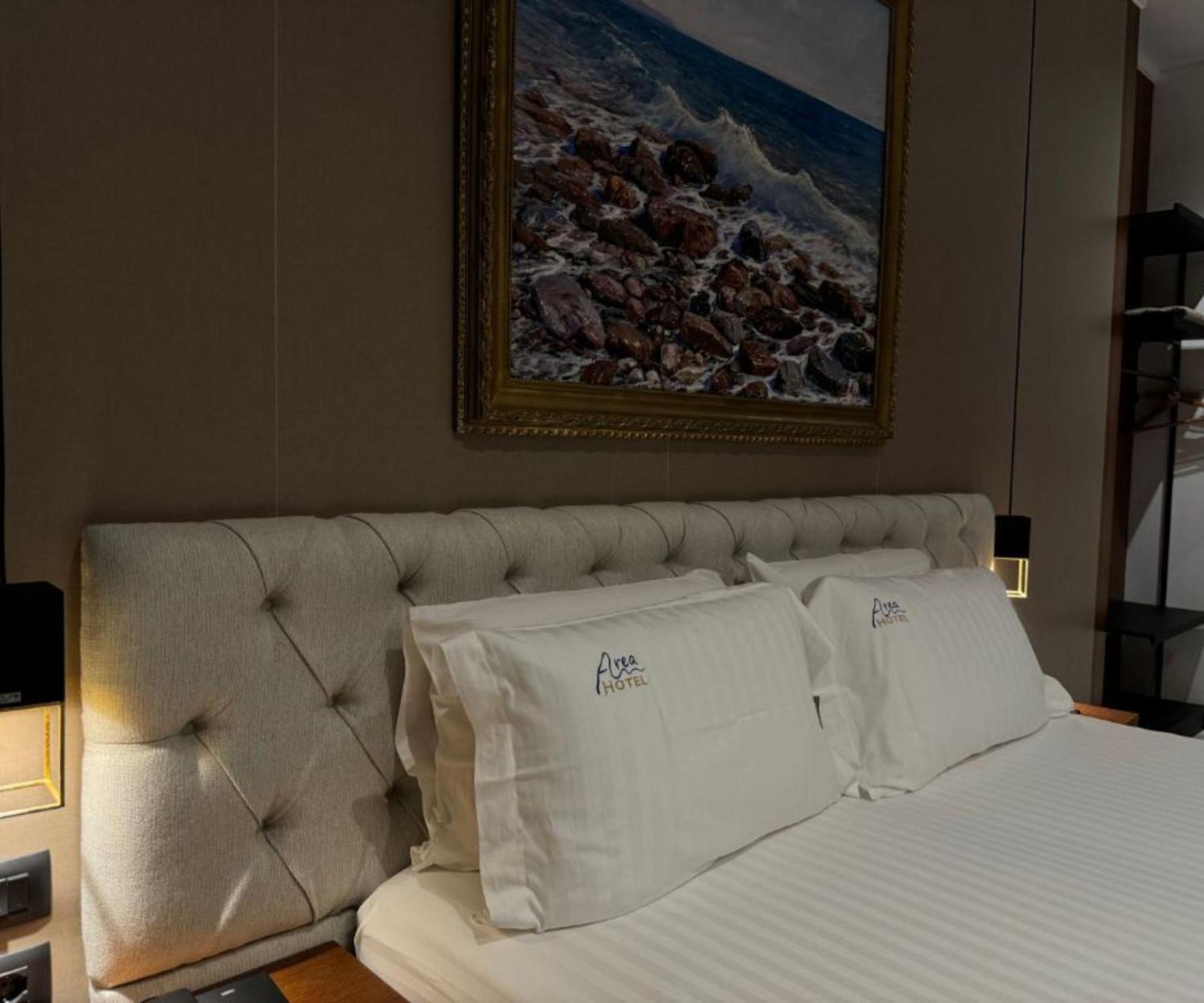 Area Hotel Ксамил Экстерьер фото